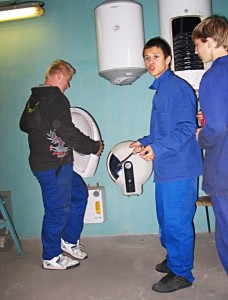 in06